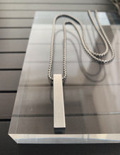 Load image into Gallery viewer, STAINLESS STEEL BAR NECKLACE
