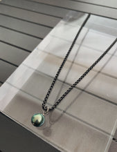 Load image into Gallery viewer, GUNMETAL TAHITIAN PEARL NECKLACE
